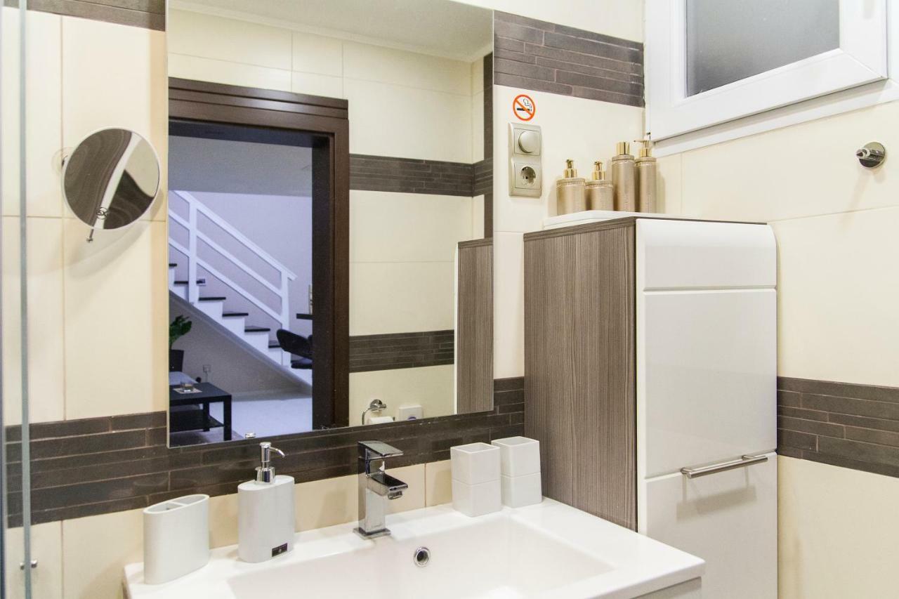 R&R Apartment Rakoczi Budapest Eksteriør billede