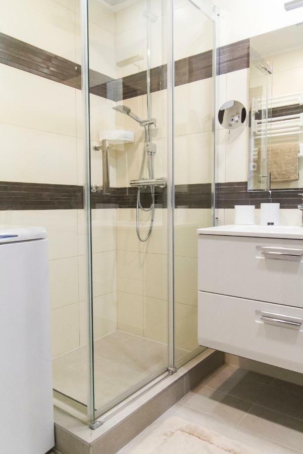 R&R Apartment Rakoczi Budapest Eksteriør billede